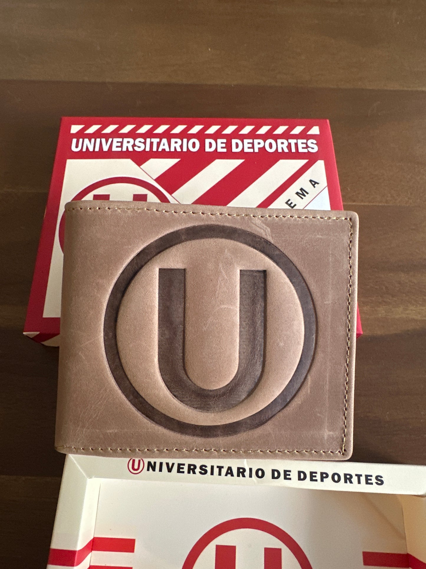 Universitario de Deportes Billetera (U)(94g)🤍🤎🤍